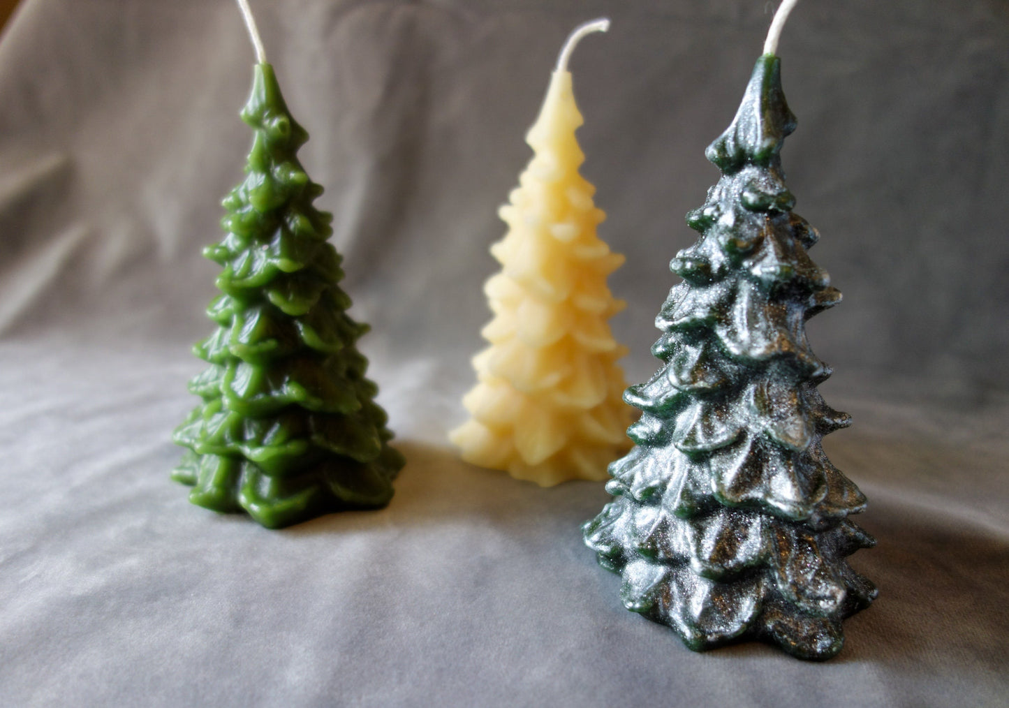 Pure beeswax Christmas tree candle