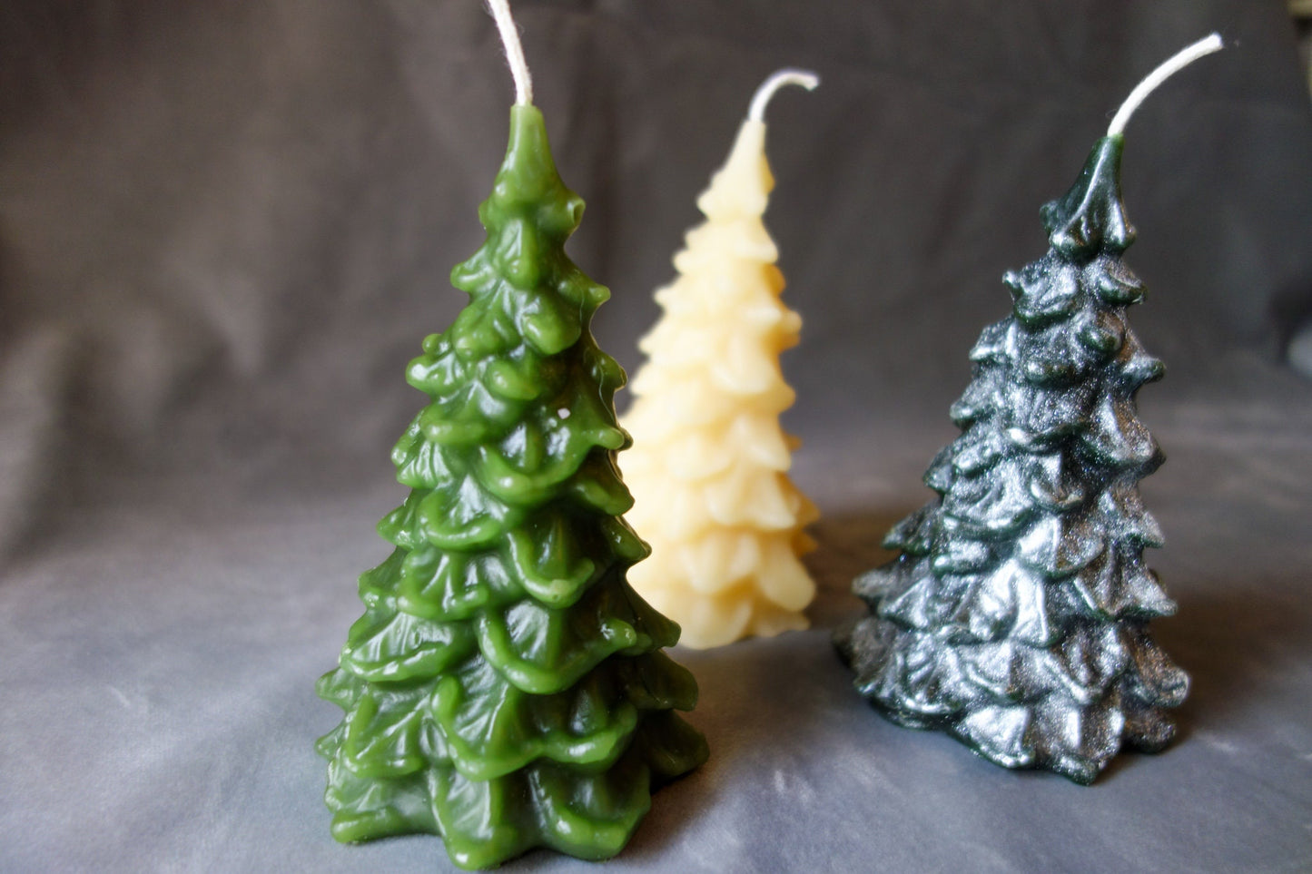 Pure beeswax Christmas tree candle