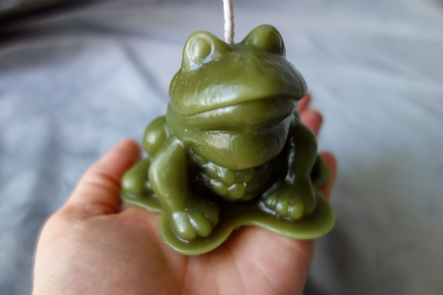 Frog beeswax candle