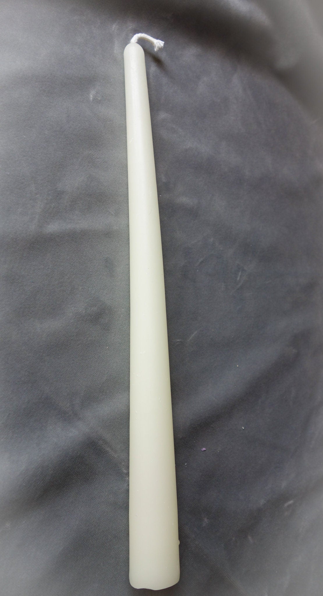 Pure natural beeswax 10 inch tapers natural yellow beeswax or white beeswax